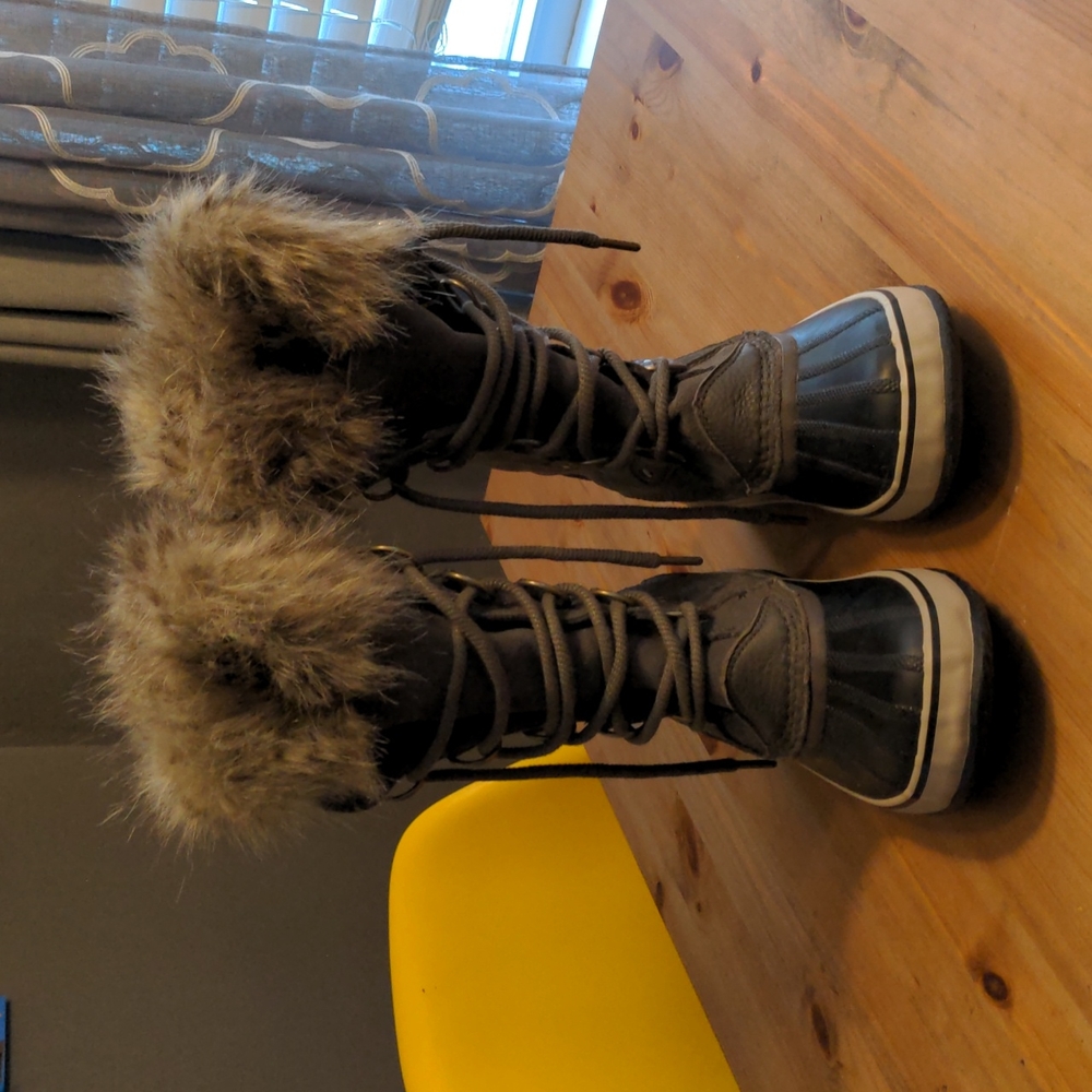 Sorel women's boots Joan of Arctic 7